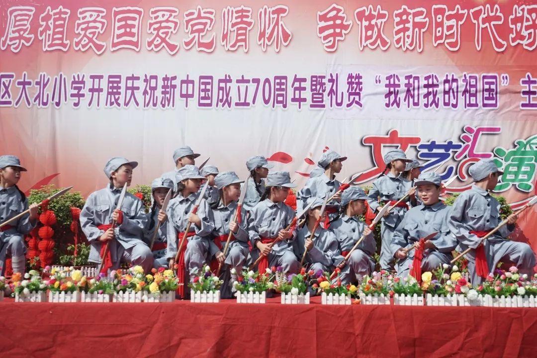 《鹿鼎记》茅十八自曝情史!有小30岁情人,内地女孩没有港女现实